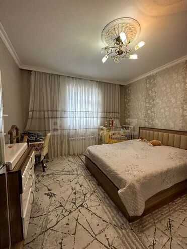 5 otaqlı həyət evi/bağ evi - Həzi Aslanov q. - 250 m² (8)