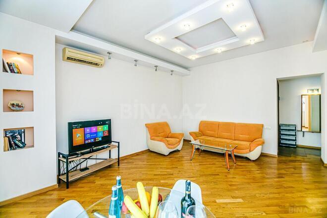 İcarəyə verilir 2 otaqlı köhnə tikili 120 m², İçəri Şəhər m., photo 13 from 32