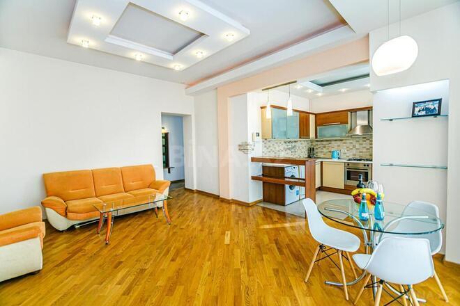 İcarəyə verilir 2 otaqlı köhnə tikili 120 m², İçəri Şəhər m., photo 14 from 32