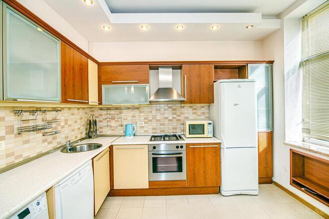 İcarəyə verilir 2 otaqlı köhnə tikili 120 m², İçəri Şəhər m., photo 7 from 32