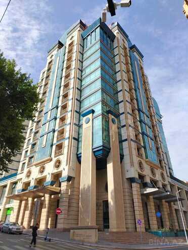3-комн. новостройка - м. 28 мая - 155 м² (1)