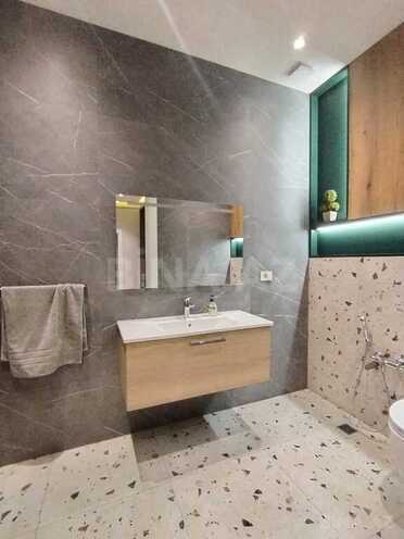 3-комн. новостройка - м. 28 мая - 155 м² (30)