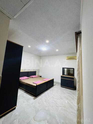 8 otaqlı həyət evi/bağ evi - Mərdəkan q. - 500 m² (10)