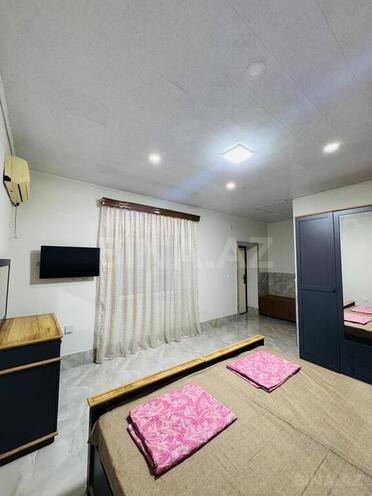 8 otaqlı həyət evi/bağ evi - Mərdəkan q. - 500 m² (13)