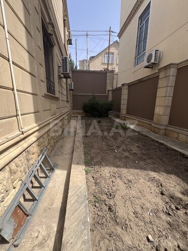 Satılır 6 otaqlı həyət evi/bağ evi 300 m², Badamdar q., photo 7 from 15