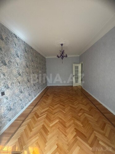4 otaqlı köhnə tikili - Azadlıq Prospekti m. - 110 m² (17)