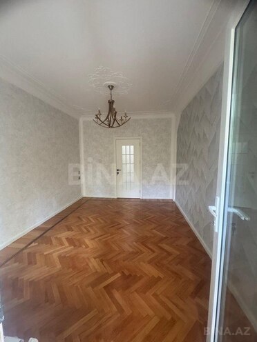4 otaqlı köhnə tikili - Azadlıq Prospekti m. - 110 m² (20)