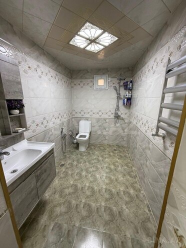 6 otaqlı həyət evi/bağ evi - Biləcəri q. - 255 m² (18)