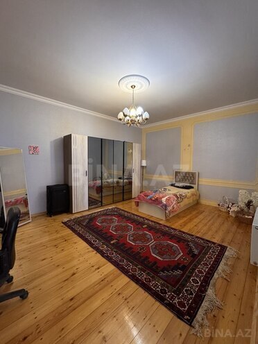 7 otaqlı həyət evi/bağ evi - Sulutəpə q. - 300 m² (25)