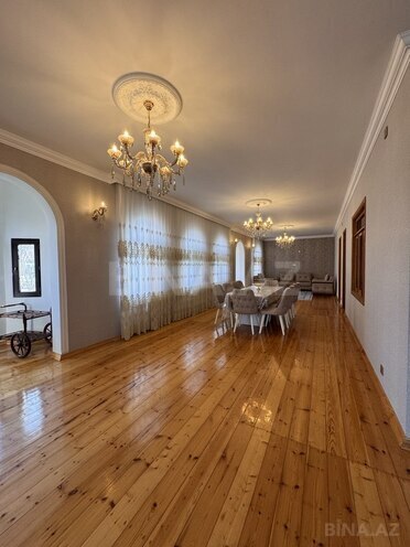 7 otaqlı həyət evi/bağ evi - Sulutəpə q. - 300 m² (20)