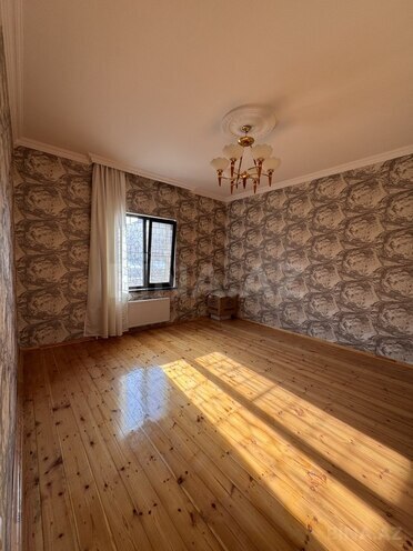 7 otaqlı həyət evi/bağ evi - Sulutəpə q. - 300 m² (27)