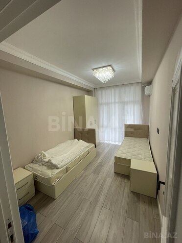 3-комн. новостройка - м. 28 мая - 80 м² (7)