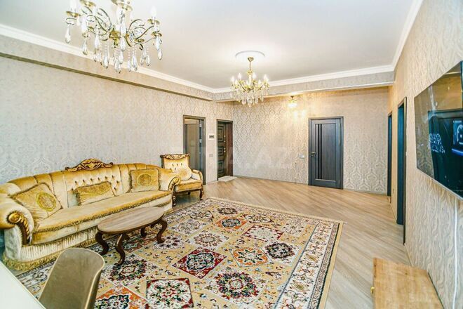 3-комн. новостройка - м. 28 мая - 130 м² (3)