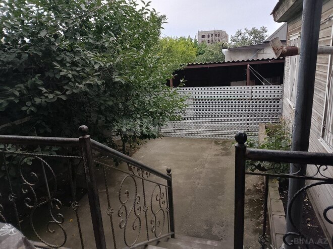 6 otaqlı həyət evi/bağ evi - Gəncə - 164 m² (27)
