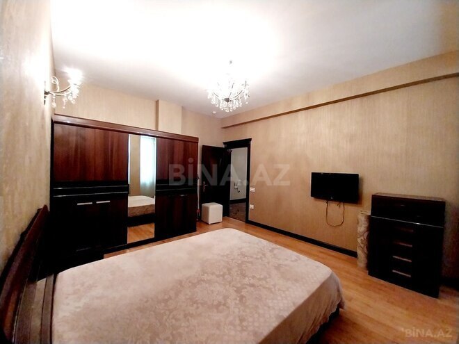 3-комн. новостройка - м. 28 мая - 140 м² (7)