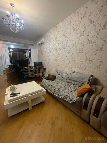 2-комн. новостройка - м. 28 мая - 72 м² (2)