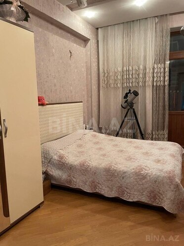 2-комн. новостройка - м. 28 мая - 72 м² (3)