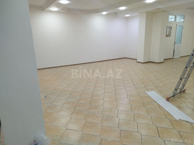 Объект - м. 8 ноября - 300 м² (12)