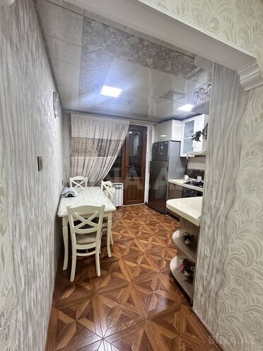 3 otaqlı köhnə tikili - Bakıxanov q. - 80 m² (16)