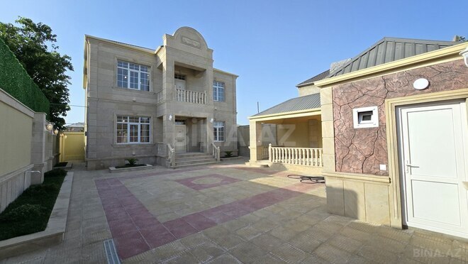 5-комн. дом/дача - пос. Забрат - 250 м² (3)