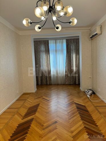 3-комн. вторичка - м. Мемар Аджеми - 105 м² (1)