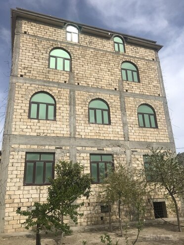7 otaqlı həyət evi/bağ evi - Əhmədli m. - 575 m² (2)