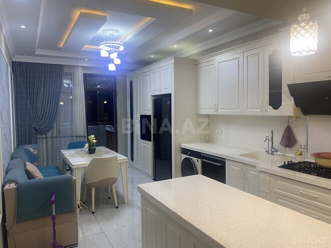 4 otaqlı yeni tikili - Elmlər Akademiyası m. - 178.3 m² (2)
