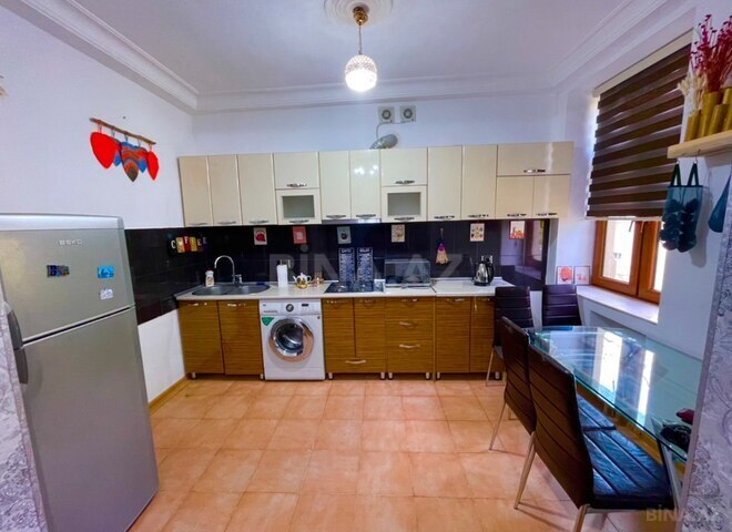 3-комн. вторичка - м. Элмляр Академиясы - 84 м² (14)