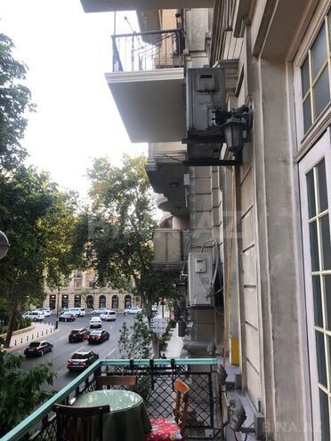 5 otaqlı köhnə tikili - Sahil m. - 120 m² (2)