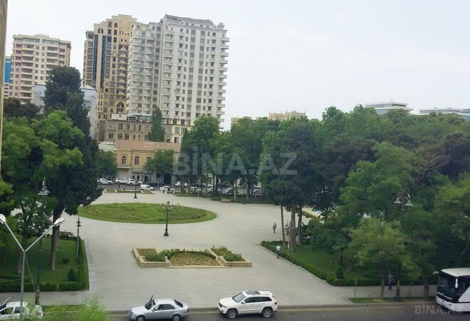 2-комн. вторичка - м. 28 мая - 75 м² (1)