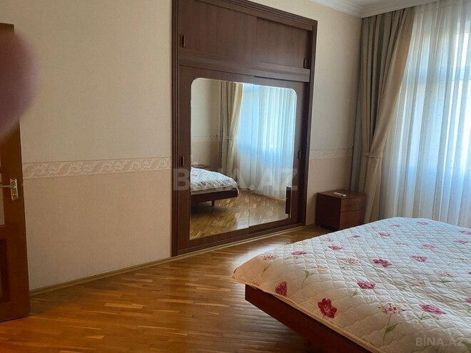 3-комн. новостройка - м. 28 мая - 154 м² (3)