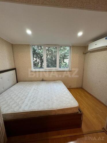 1 otaqlı köhnə tikili - İnşaatçılar m. - 40 m² (4)