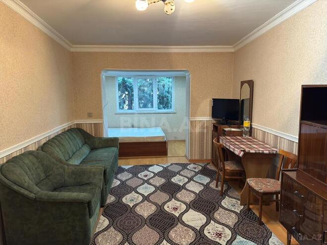 1 otaqlı köhnə tikili - İnşaatçılar m. - 40 m² (11)