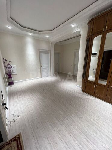 3 otaqlı yeni tikili - Elmlər Akademiyası m. - 165 m² (26)