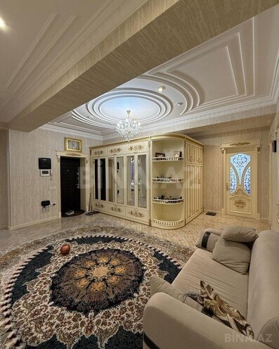 4 otaqlı yeni tikili - 8 Noyabr m. - 245 m² (3)