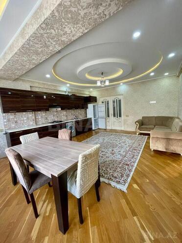 3 otaqlı yeni tikili - 20 Yanvar m. - 75 m² (2)