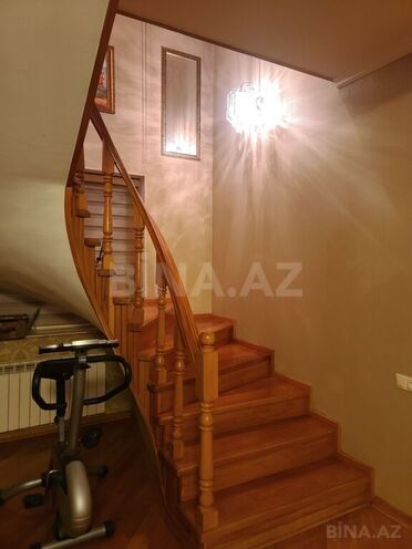 5 otaqlı həyət evi/bağ evi - Əhmədli q. - 300 m² (7)