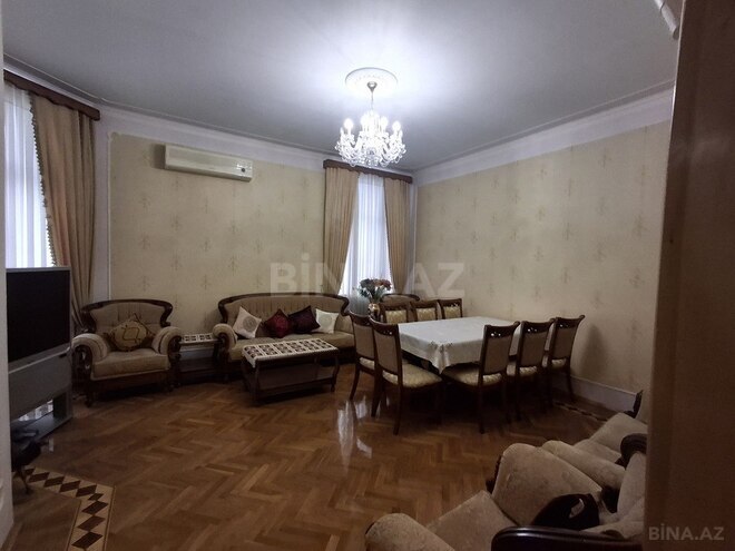 8 otaqlı həyət evi/bağ evi - Biləcəri q. - 390 m² (16)