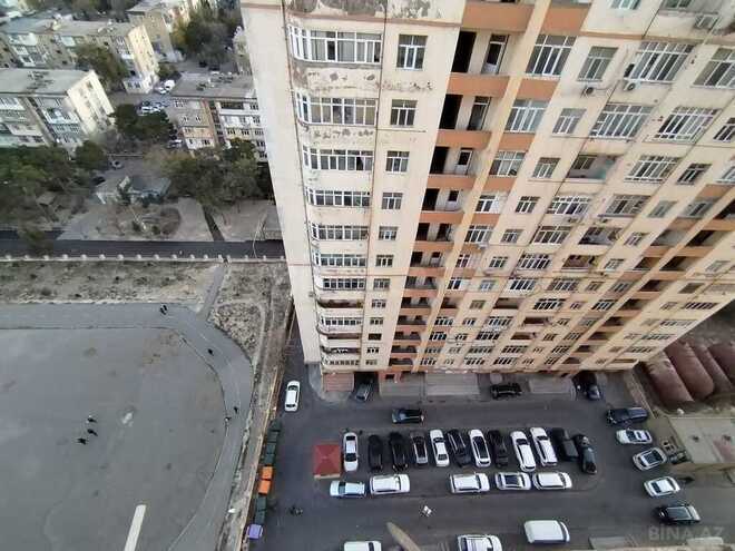 3-комн. вторичка - м. Нефтчиляр - 89.5 м² (2)