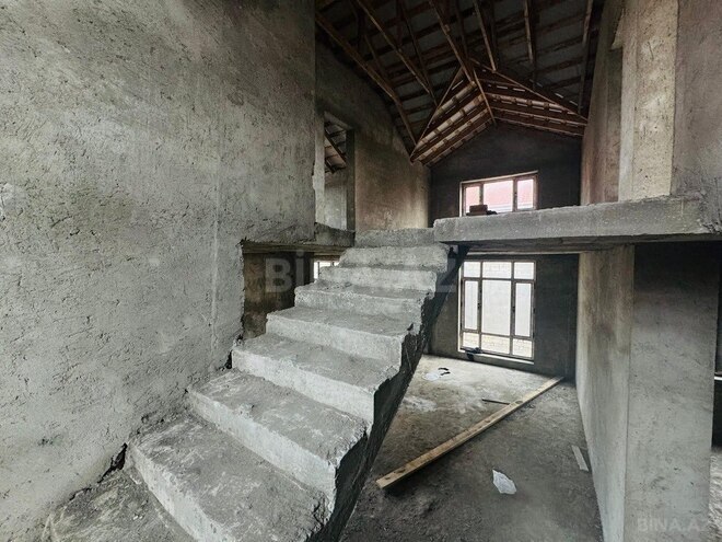 6 otaqlı həyət evi/bağ evi - Novxanı q. - 280 m² (5)