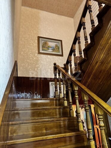 5 otaqlı həyət evi/bağ evi - Saray q. - 200 m² (11)