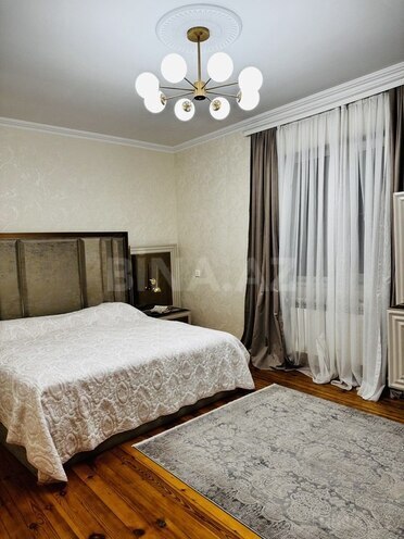 5 otaqlı həyət evi/bağ evi - Saray q. - 200 m² (12)
