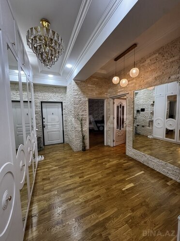 3 otaqlı yeni tikili - Azadlıq Prospekti m. - 137 m² (24)