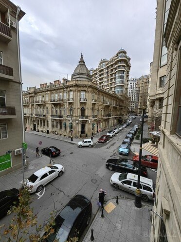 6 otaqlı köhnə tikili - İçəri Şəhər m. - 300 m² (13)