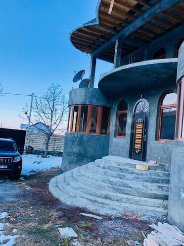 7 otaqlı həyət evi/bağ evi - Qax - 400 m² (6)