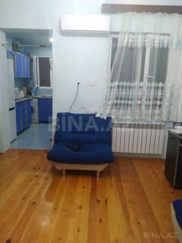 2 otaqlı həyət evi/bağ evi - İnşaatçılar m. - 40 m² (1)