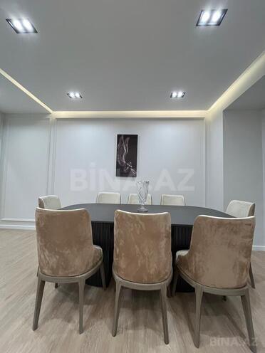 3-комн. новостройка - м. 8 ноября - 145 м² (7)