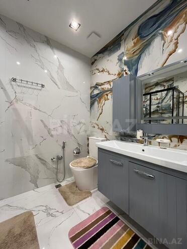 3-комн. новостройка - м. 8 ноября - 145 м² (22)