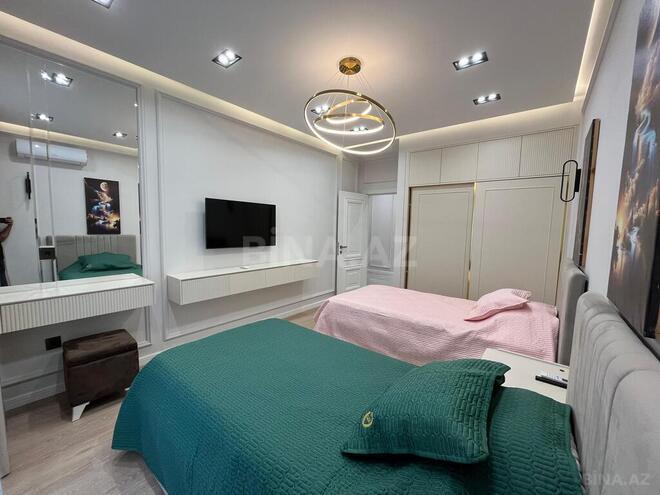 3-комн. новостройка - м. 8 ноября - 145 м² (13)
