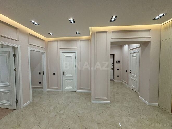 3-комн. новостройка - м. 8 ноября - 145 м² (18)